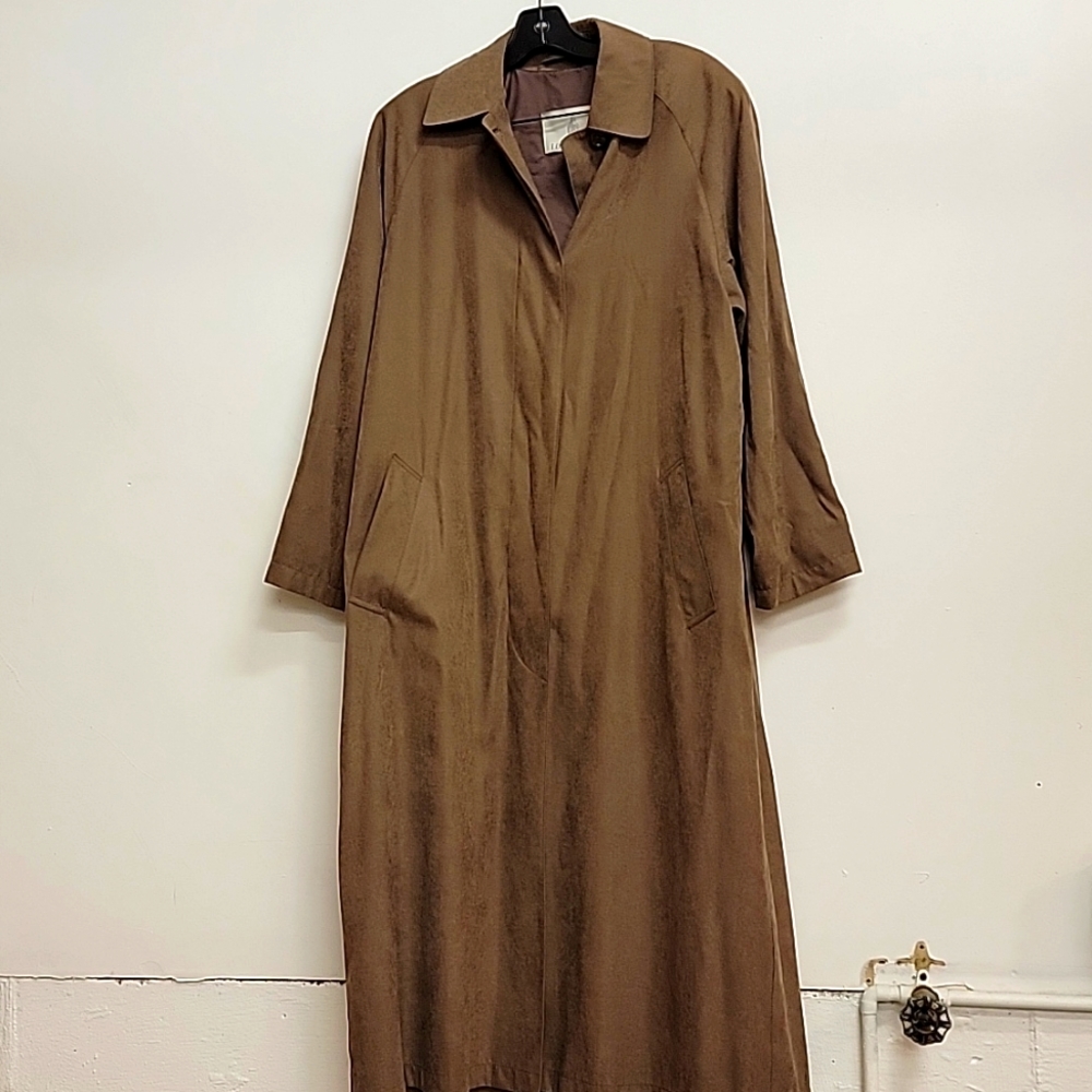 London Fog Raincoat Light Brown Trenchcoat Women's 6 Regular EUC